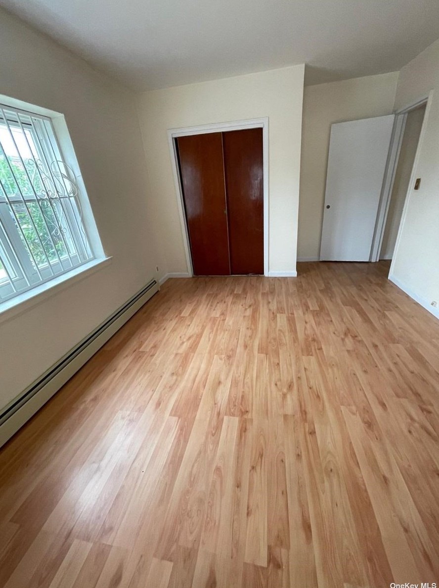149-19 23rd Ave, Flushing, NY 11357