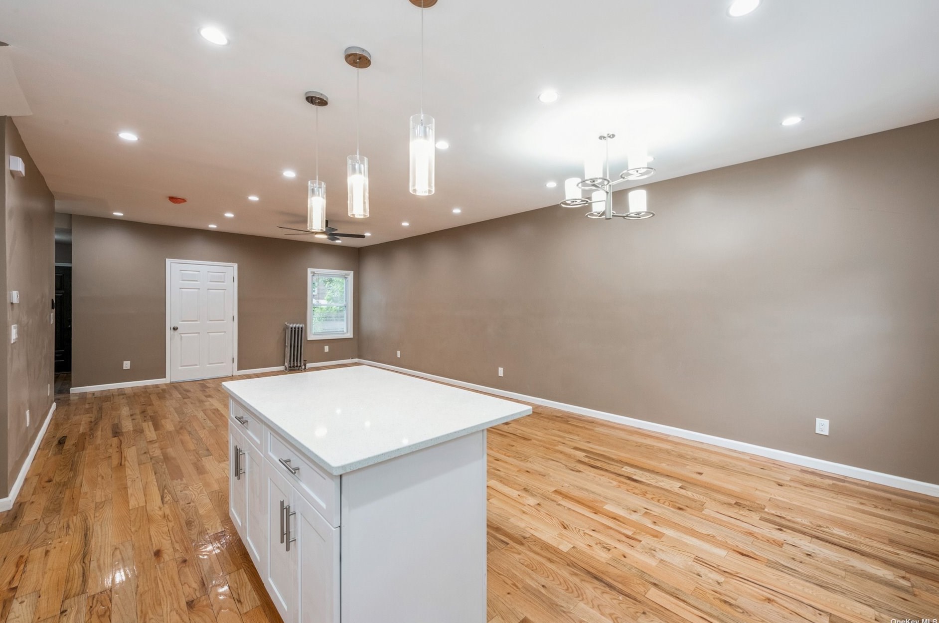 51-56 47th St, Flushing NY  11377-5225 exterior