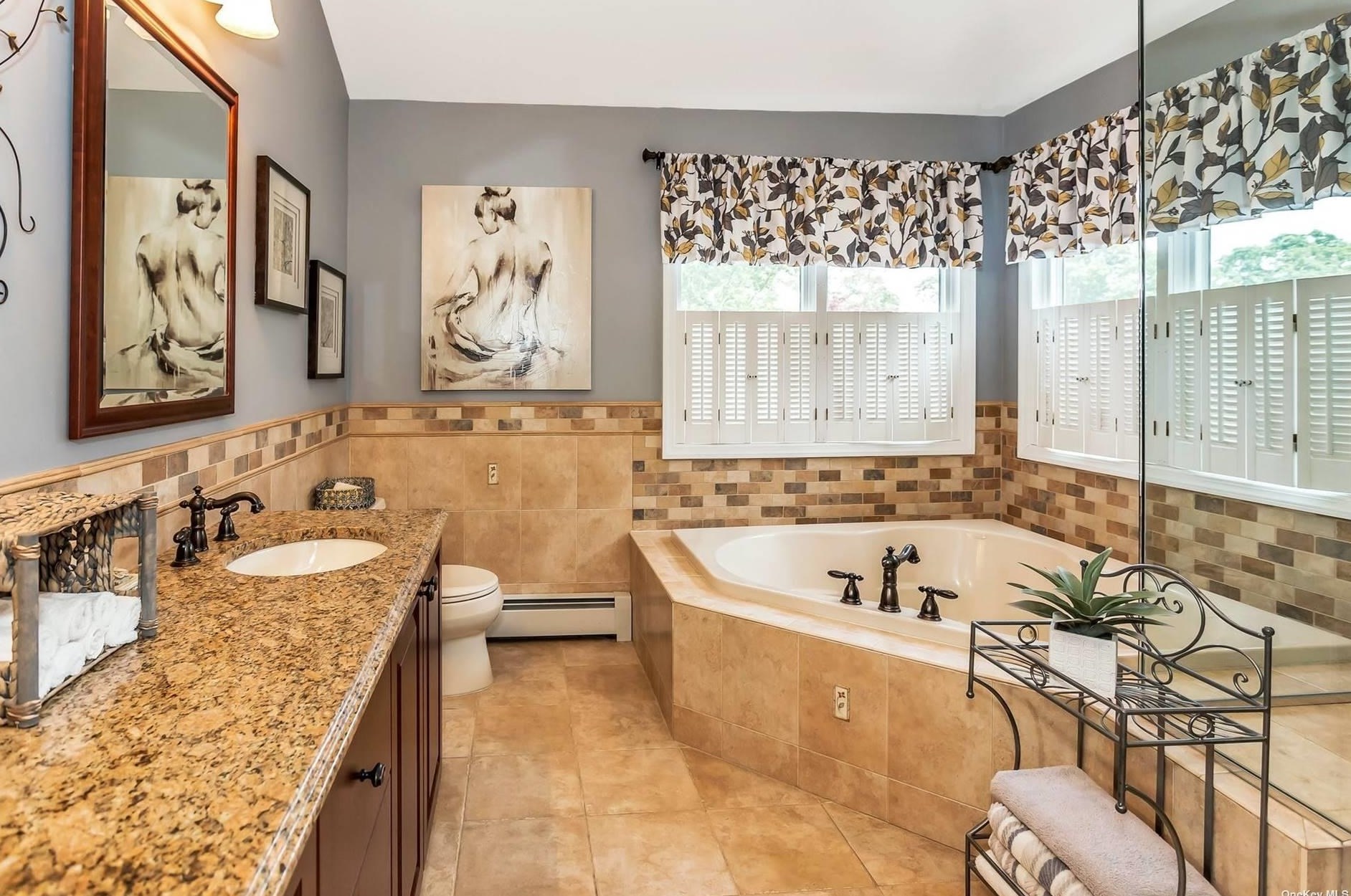 2159 Marvin Pl, North Merrick NY  11566-2227 exterior