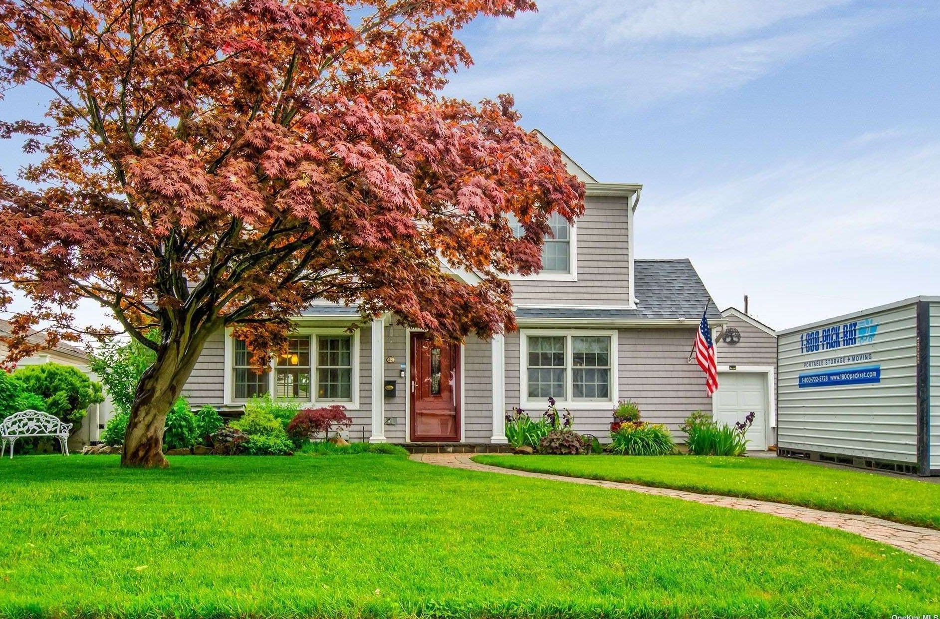 53 Morning Glory Rd, Plainedge, NY 11756-2409