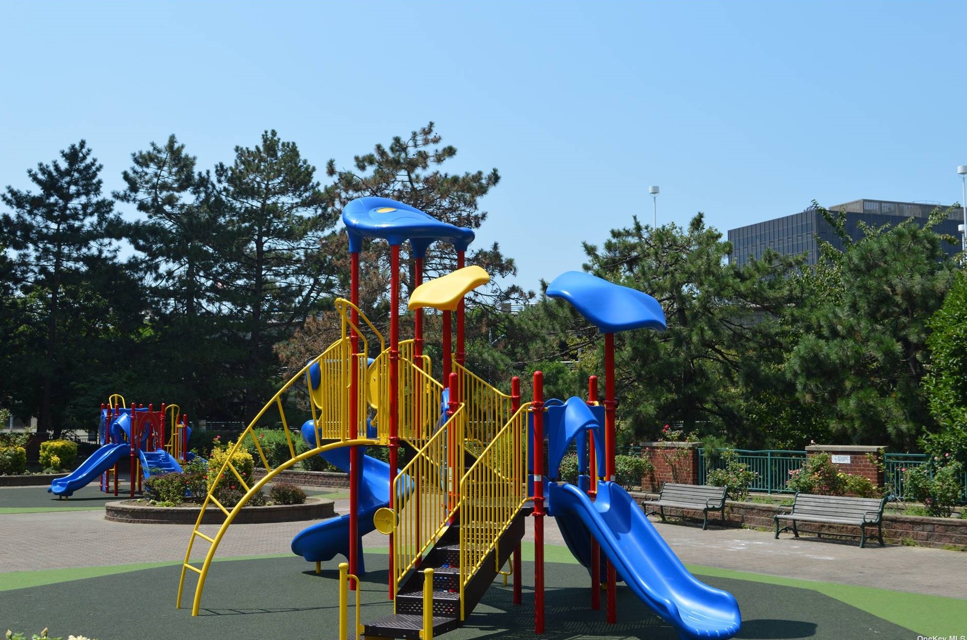 9805 63rd Rd, Flushing NY  11374-1744 exterior