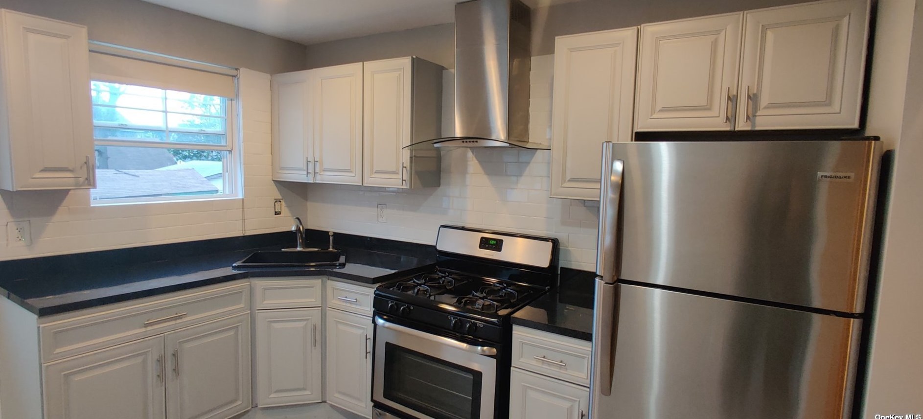 105-20 Princeton St, Jamaica, NY 11435