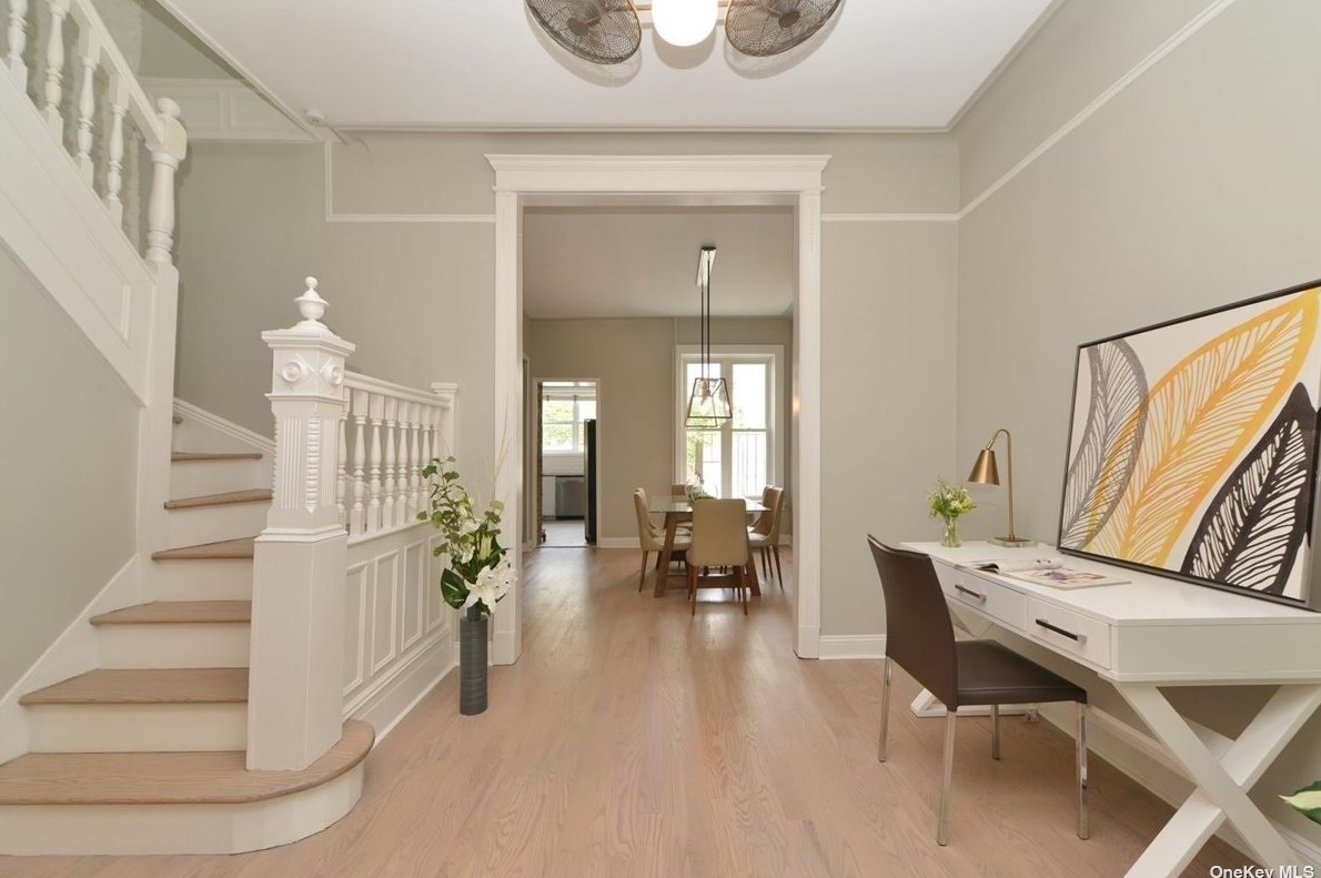 279 Empire Blvd, Brooklyn, NY 11225-3506