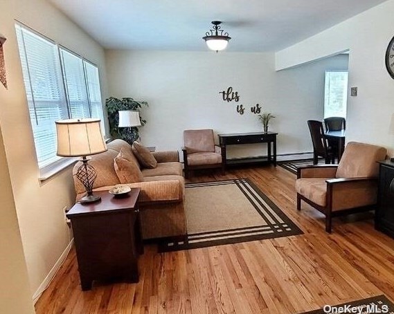 43 Lebrun St, Prt Jefferson Station, NY 11776-3905