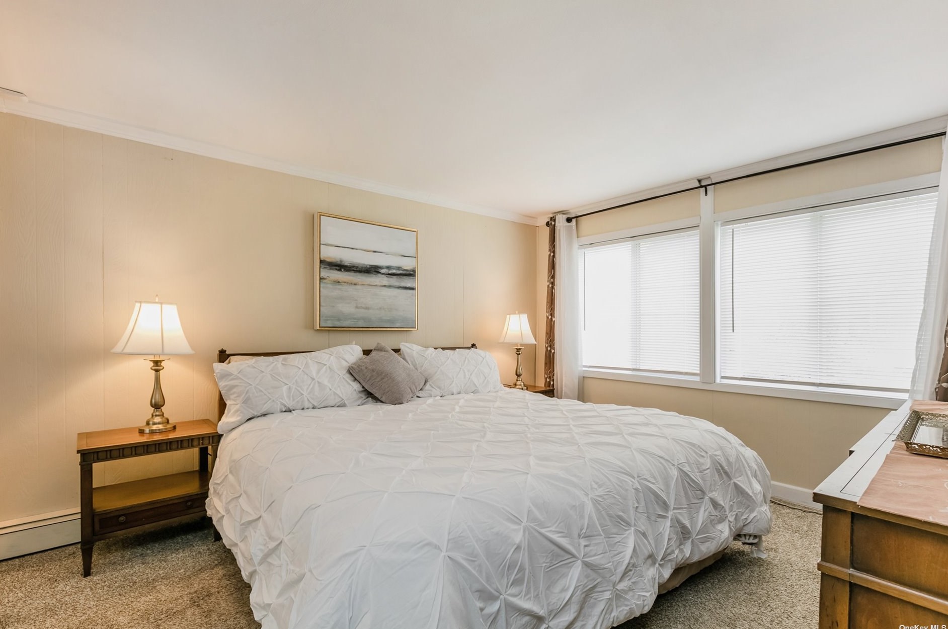 112 Bedford Ave, Hauppauge NY 11749-4831 exterior