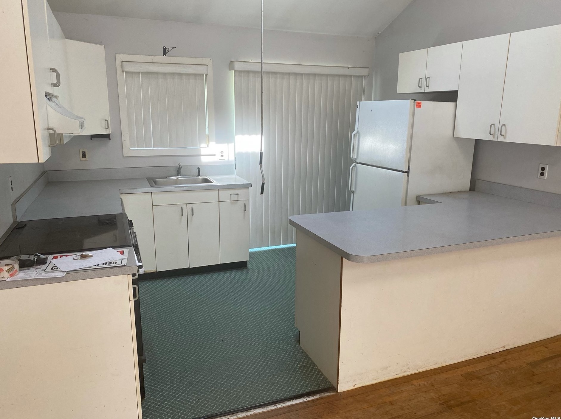 18 Highland Rd, Rocky Point NY  11778-9633 exterior