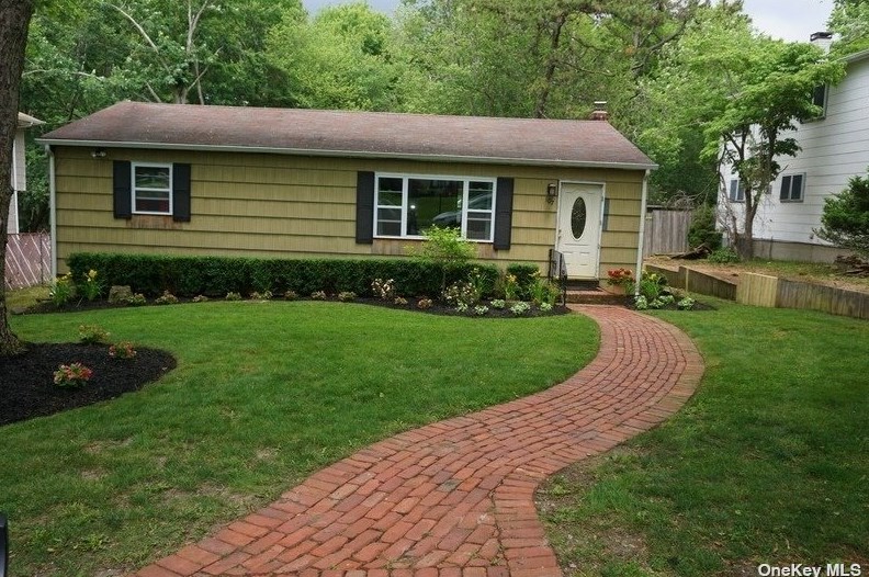 107 Ohls St, Canaan Lake, NY 11772-1120