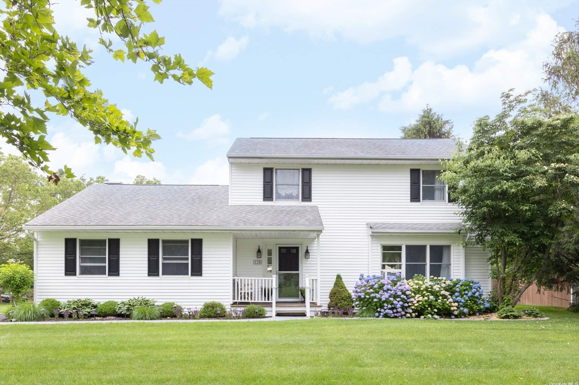 129 Gregory Way, Baiting Hollow, NY 11933