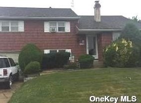 18 Amherst Dr, East Massapequa, NY 11758-1708