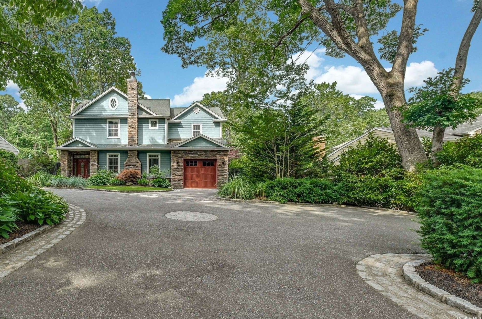 37 Woodhull Pl, Northport, NY 11768