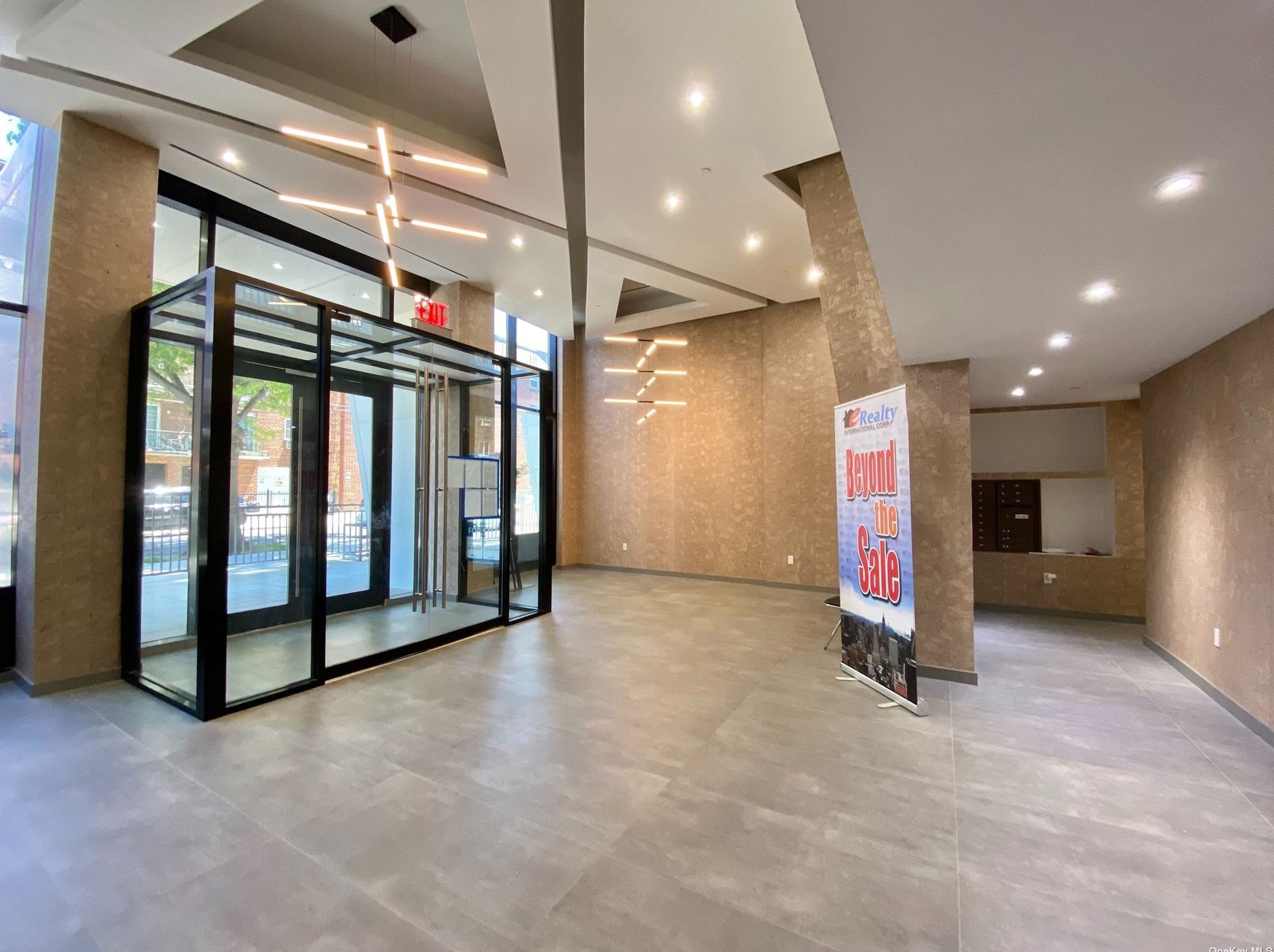 35-08 146th St #2d, Flushing, NY 11354