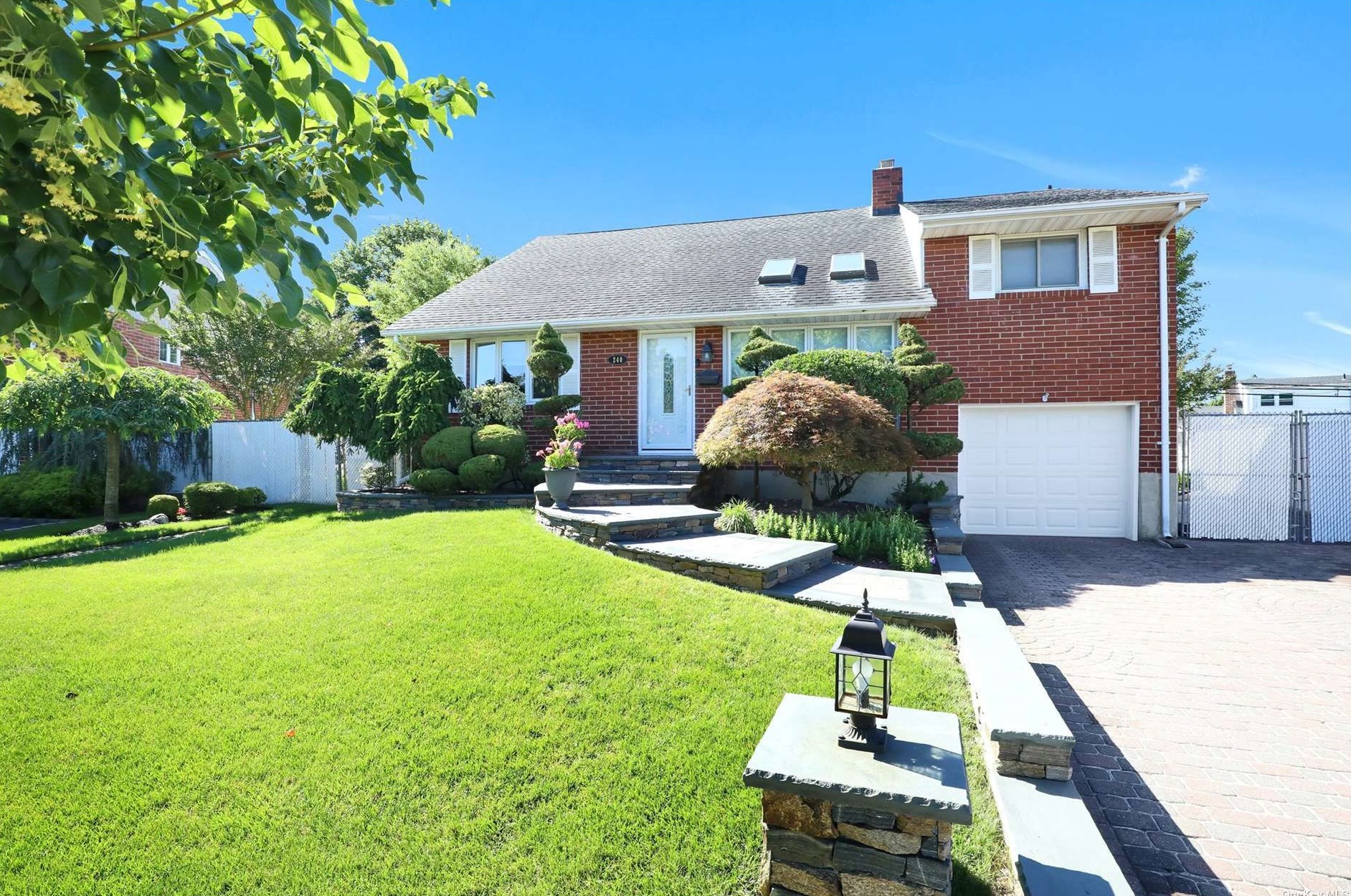240 Normandy Rd, East Massapequa, NY 11758-3205