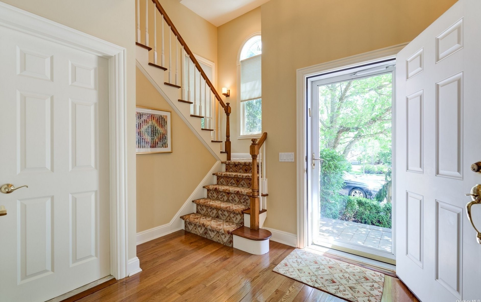 59 Overlook, Port Washington, NY 11050-4701