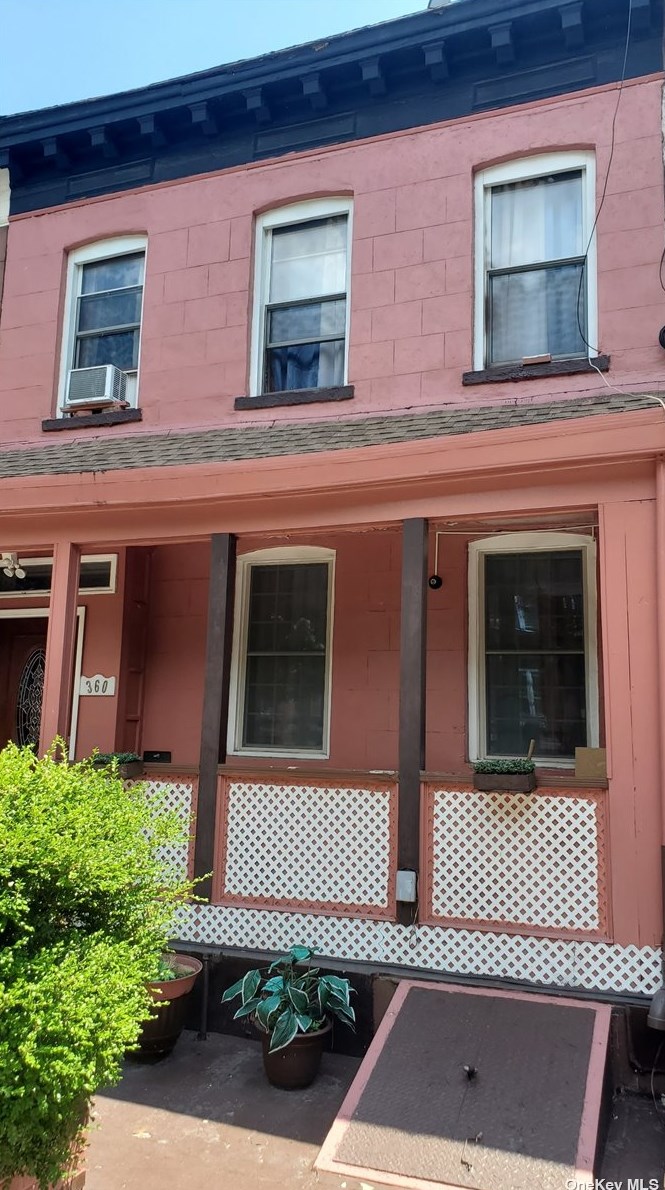 360 Quincy St, Brooklyn, NY 11216-1502