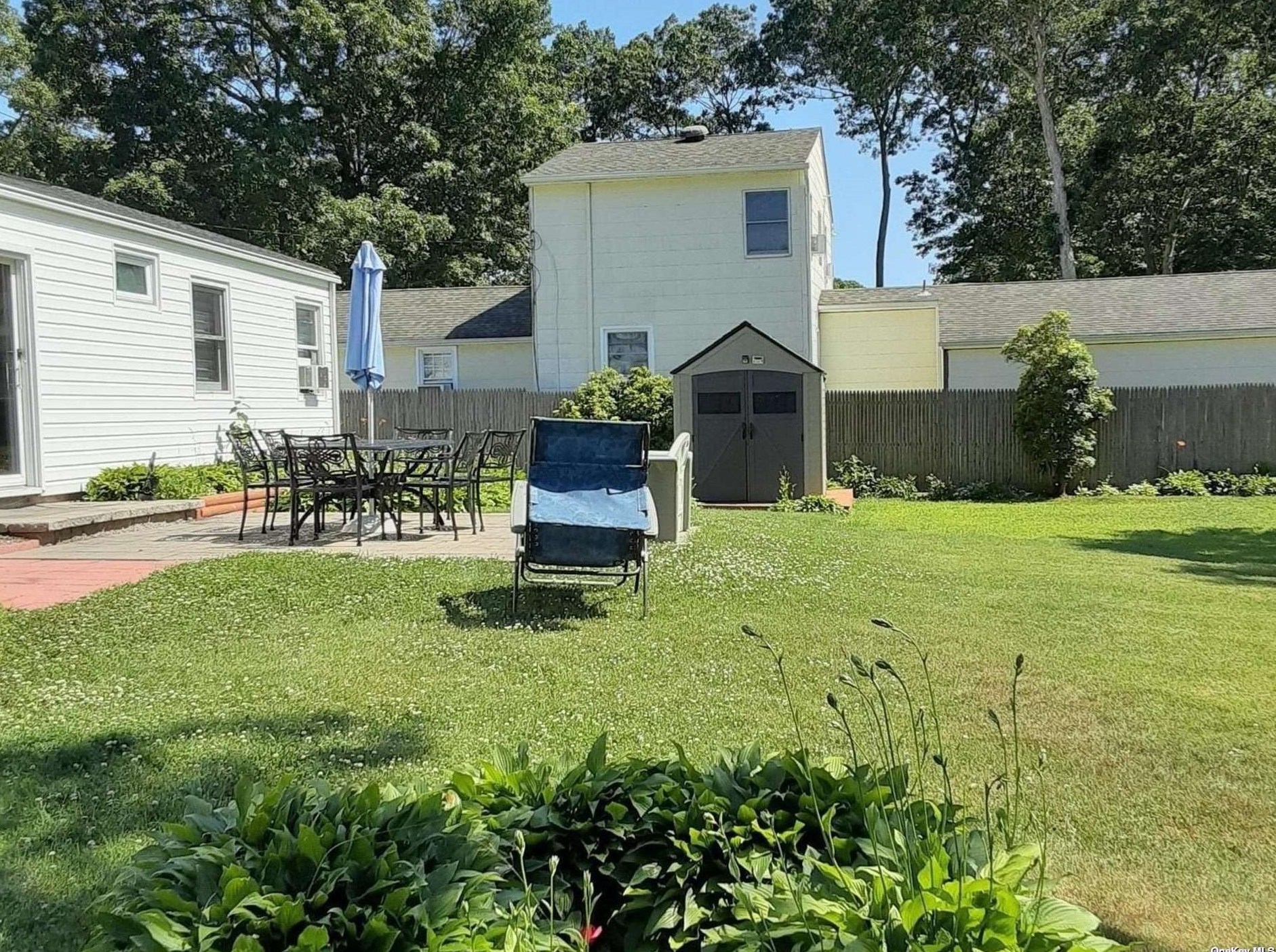 356 Dare Rd, Selden NY  11784-1418 exterior