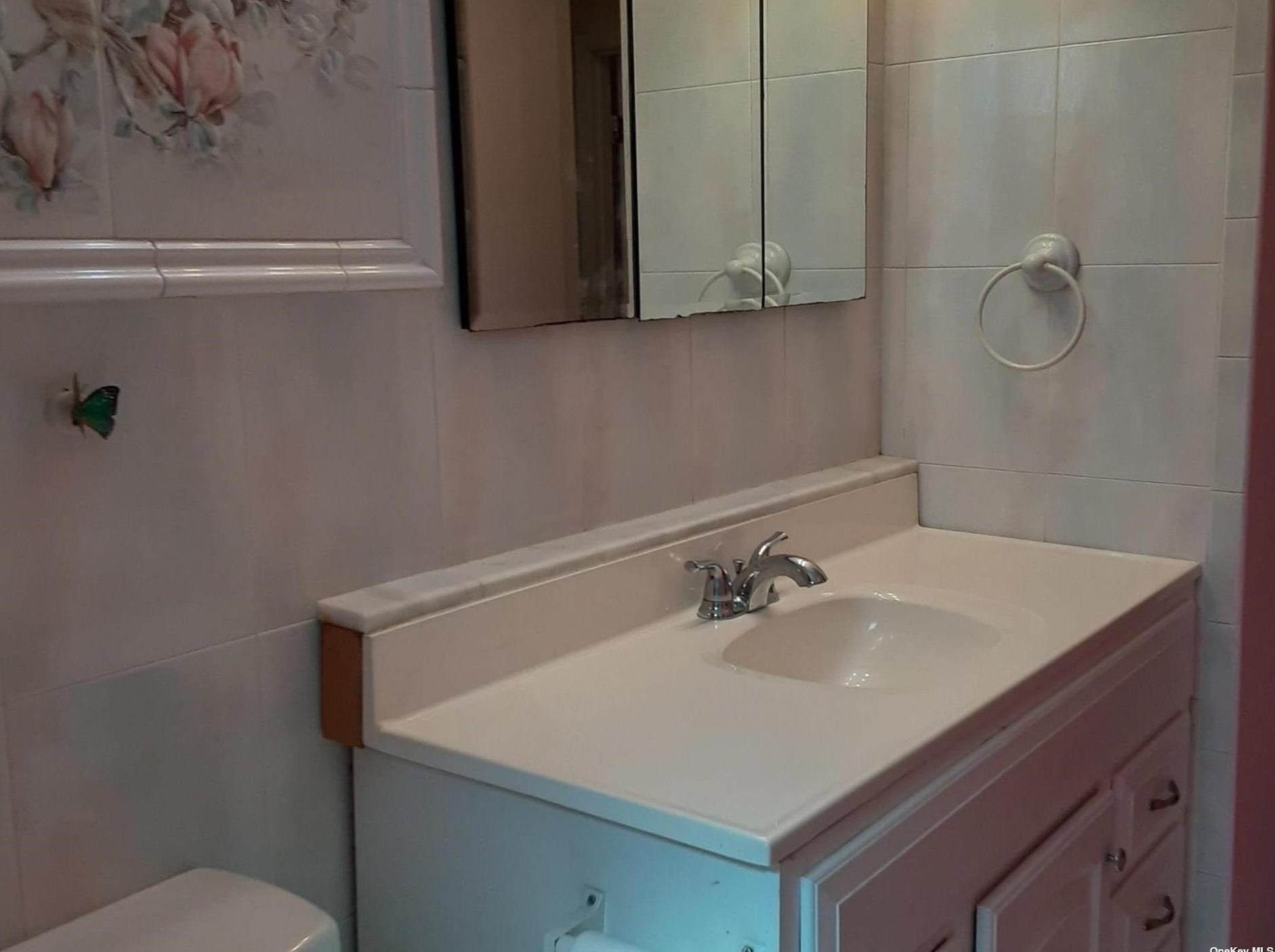 356 Dare Rd, Selden NY  11784-1418 exterior