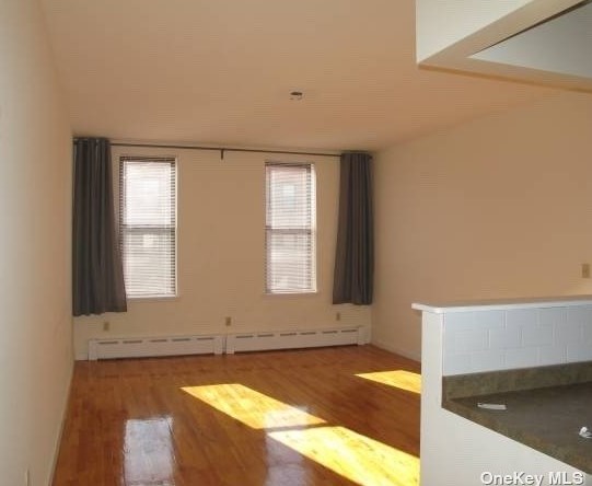 1103 Irving Ave #2f, Flushing, NY 11385