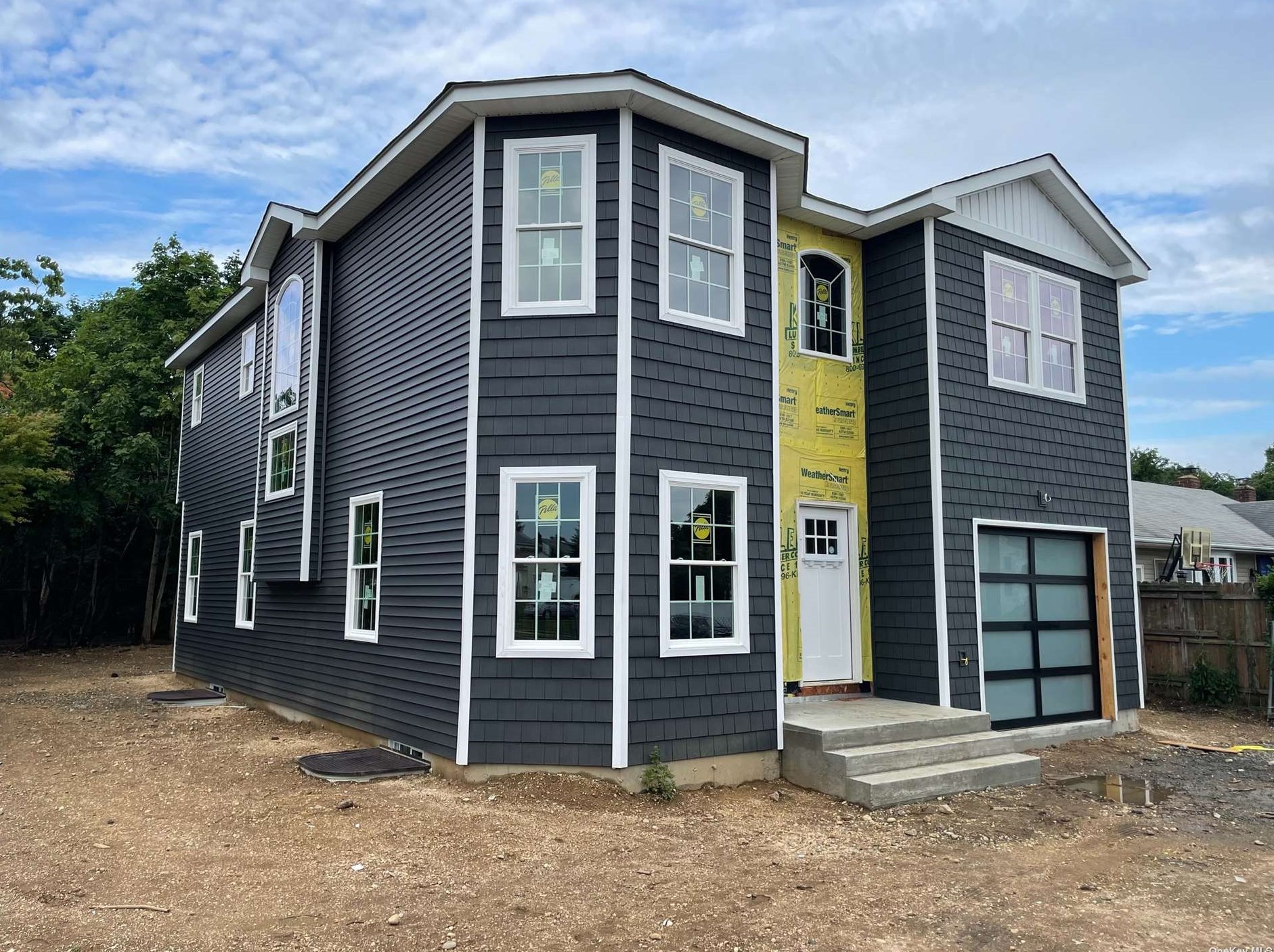 55 Essex Rd, Bethpage, NY 11714