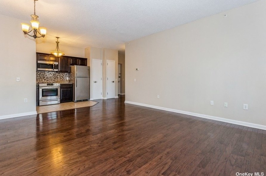 260 Beach 81st St #1c, Far Rockaway, NY 11693
