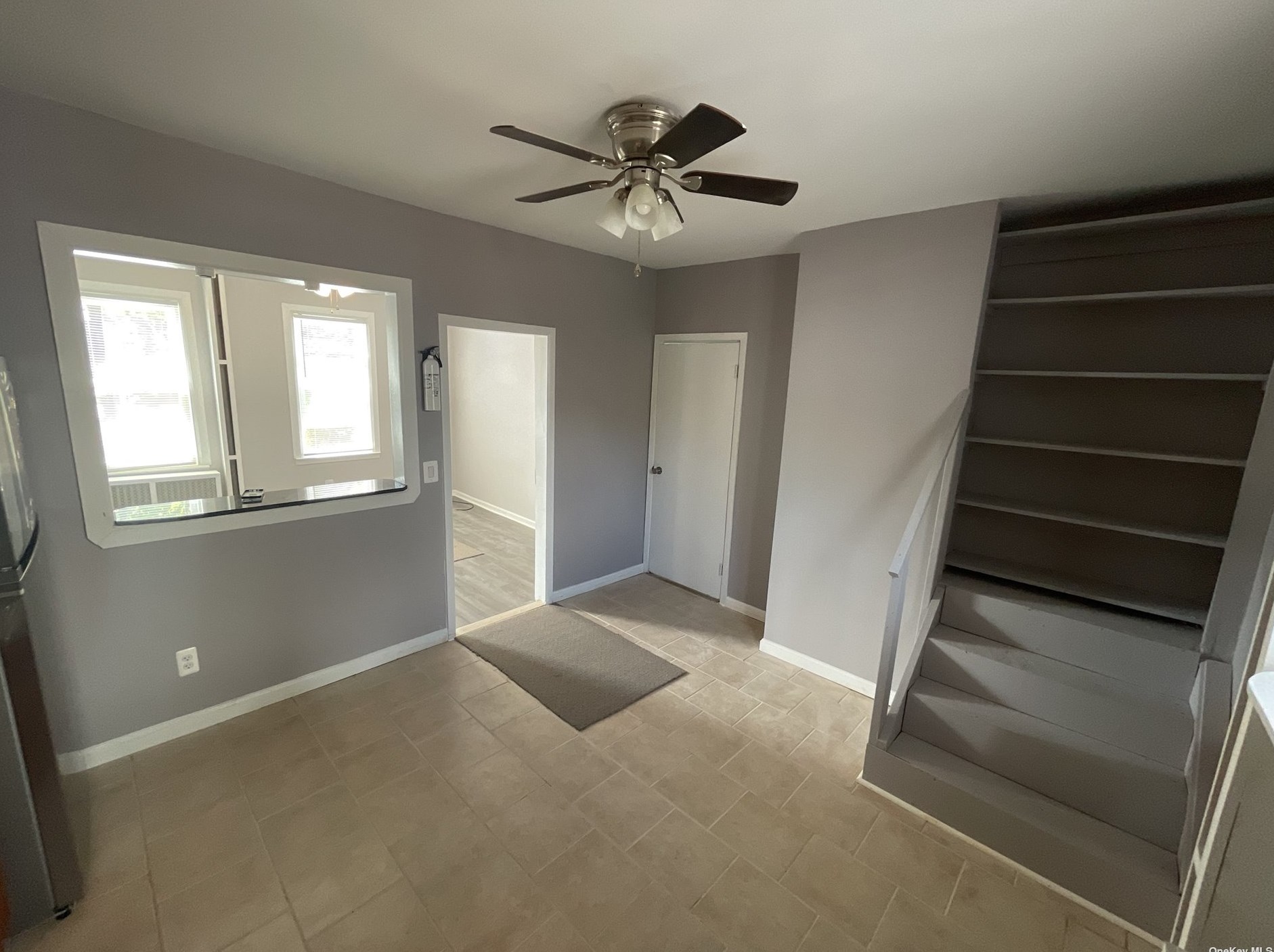 14 W End Ave, Far Rockaway, NY 11096