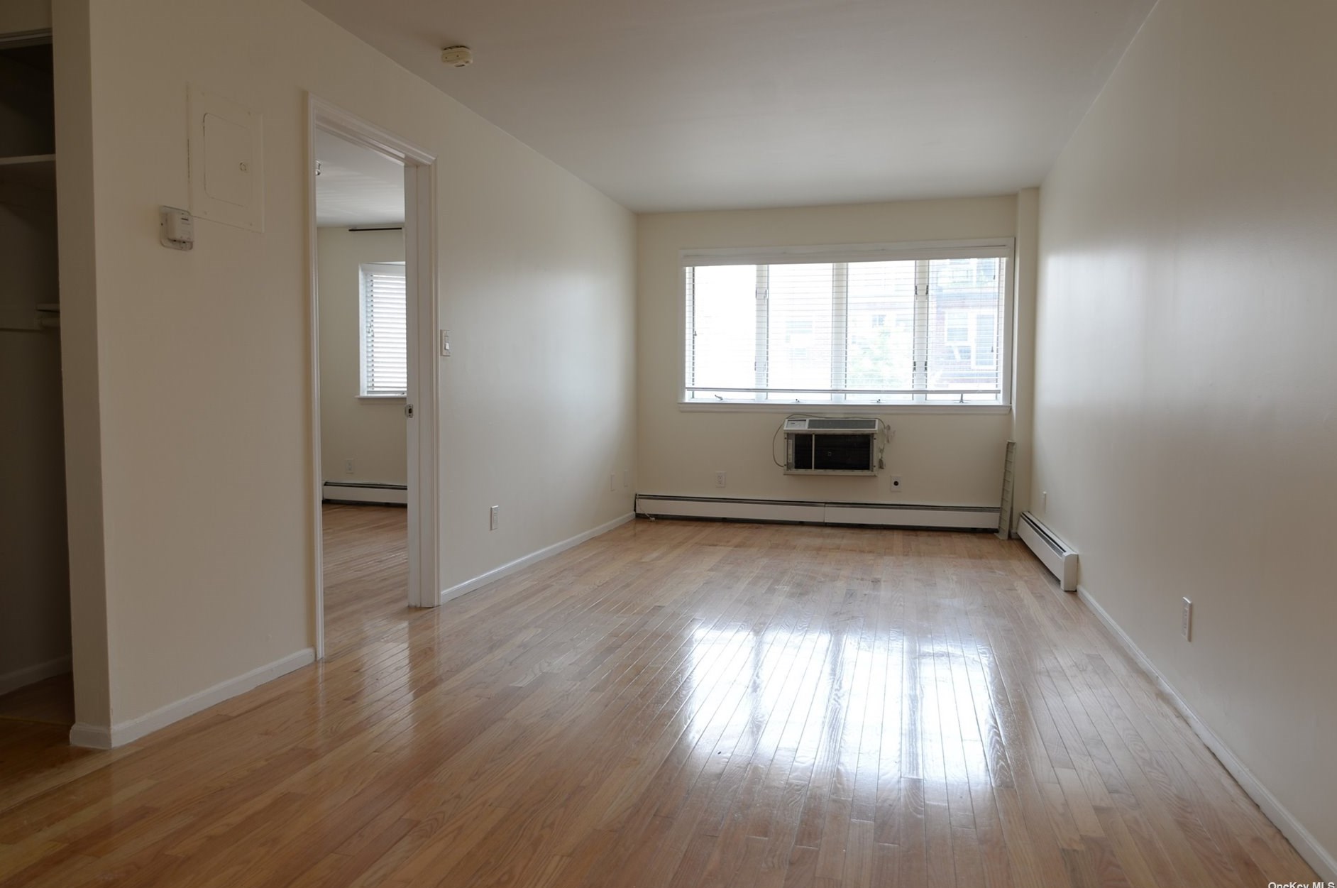 46-12 161 St #1b, Flushing, NY 11358