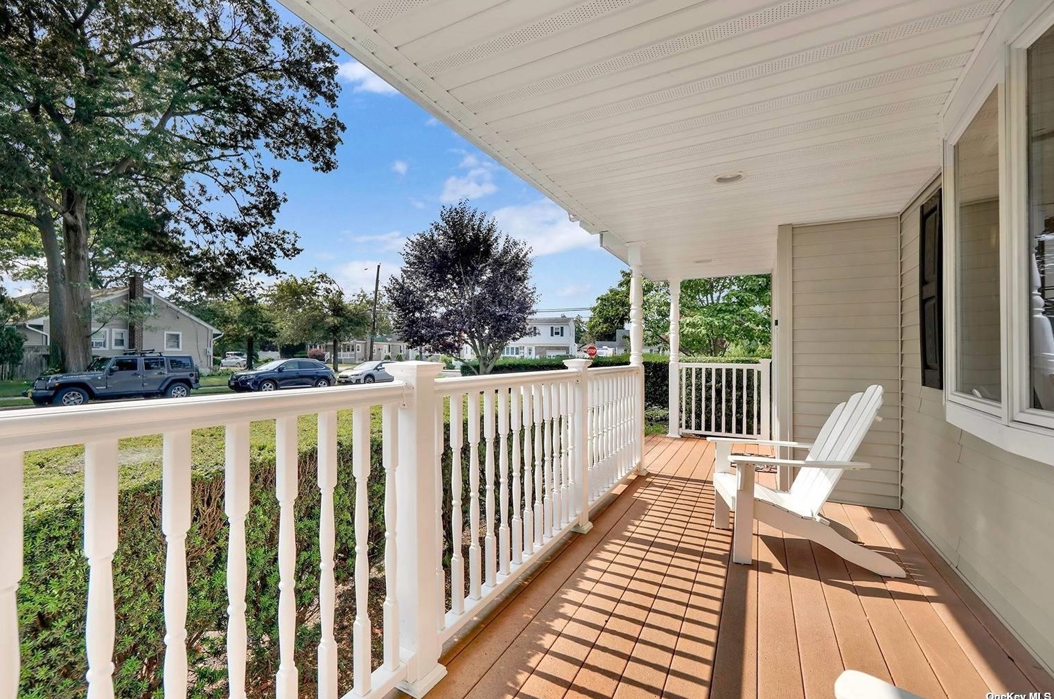 1872 Village Ln S, North Wantagh, NY 11793