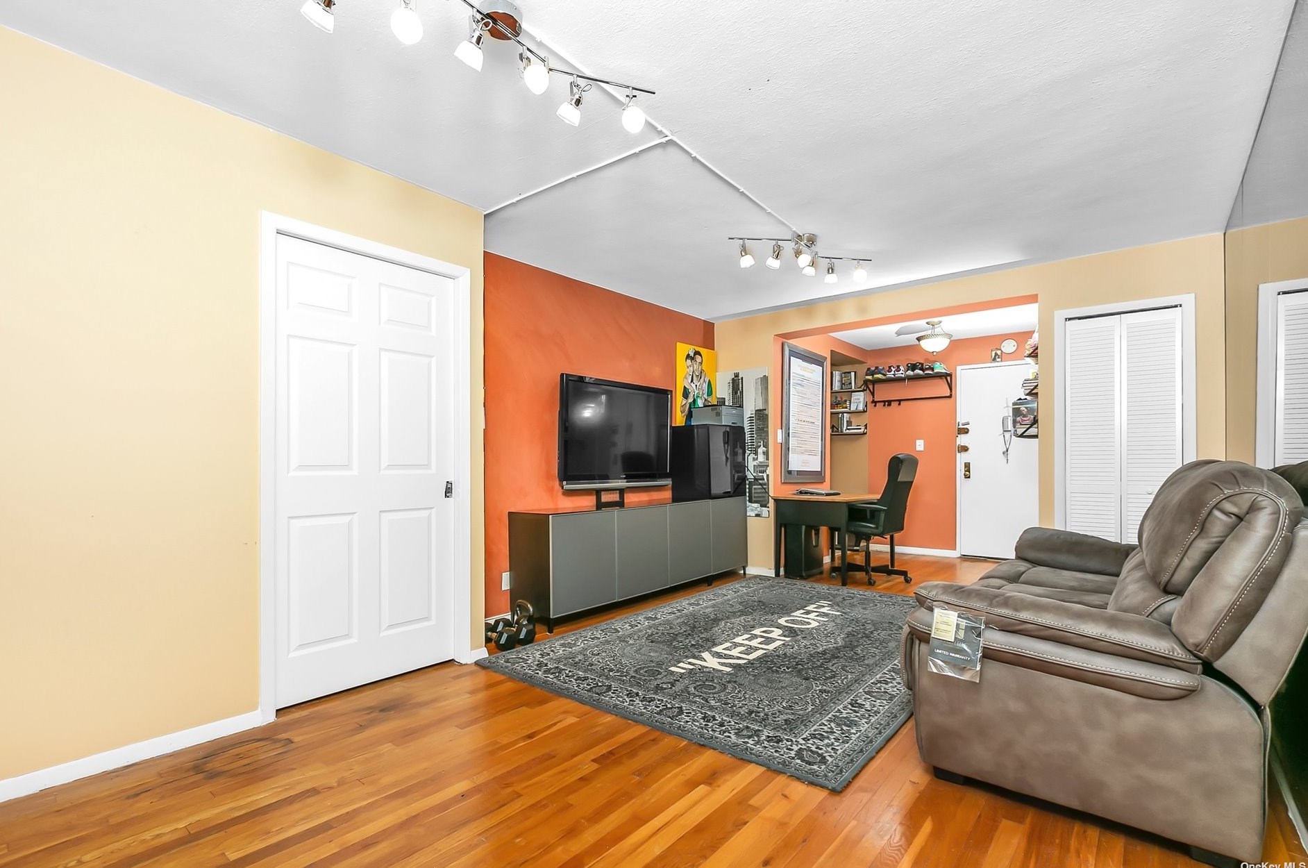 8409 155th Ave #3f, Jamaica, NY 11414