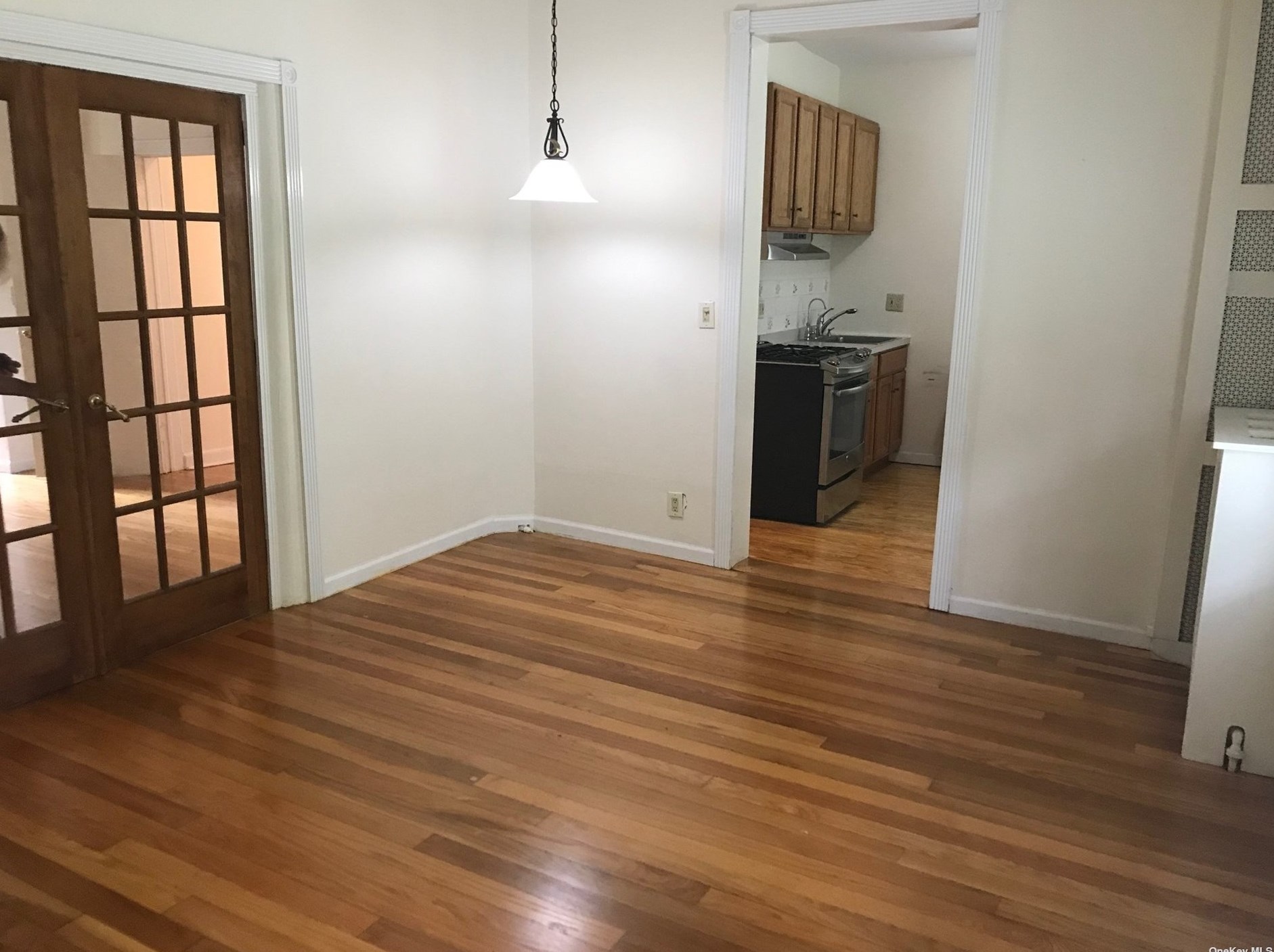 52 Prospect Ave #2, Sea Cliff, NY 11579