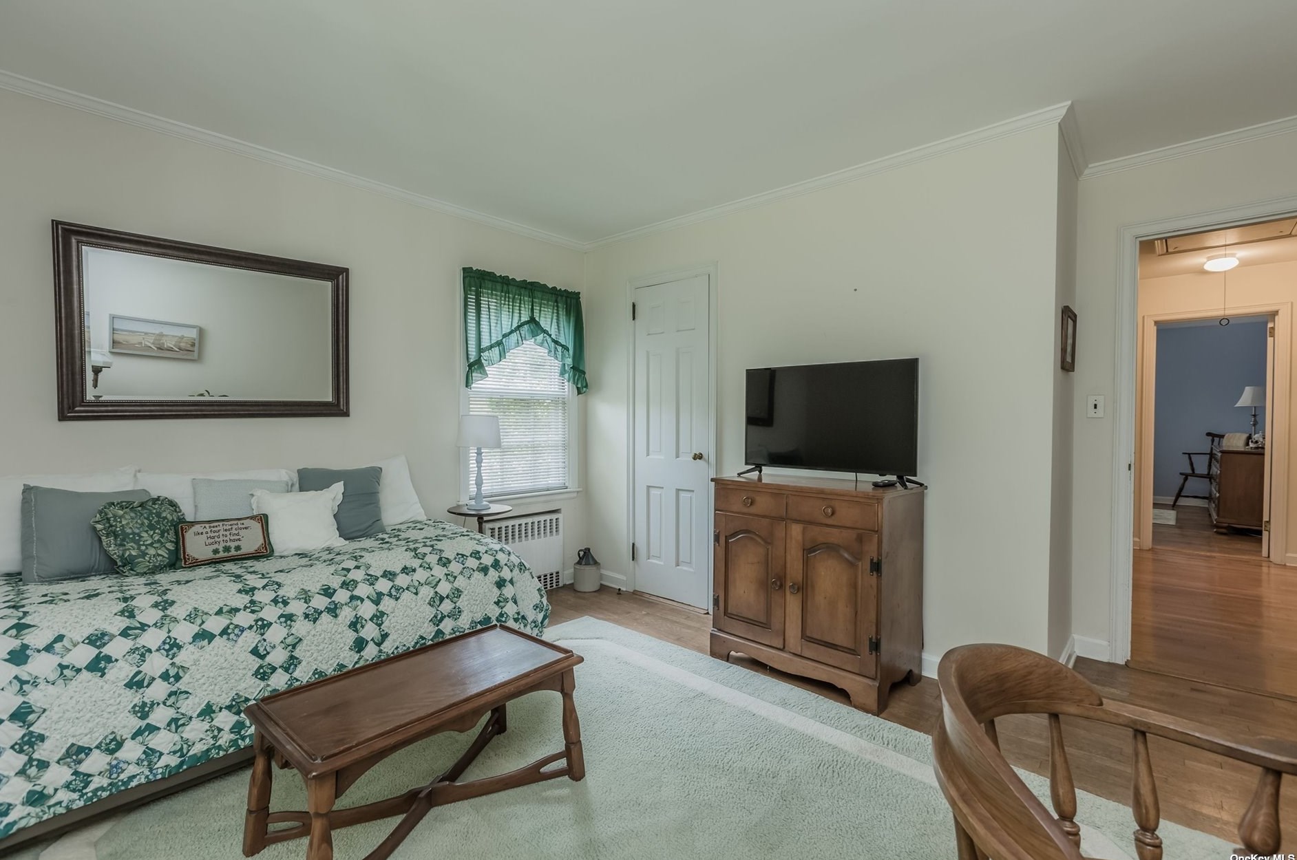 59 Clearview St, Hunt NY  11743-2449 exterior