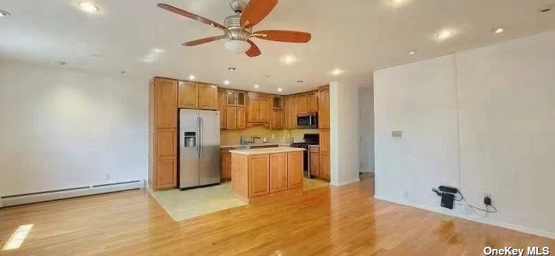 205-52 Brian Cres, Flushing, NY 11360-1142