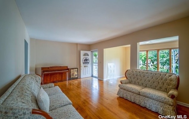 39-02 210th St, Flushing NY  11361-2446 exterior