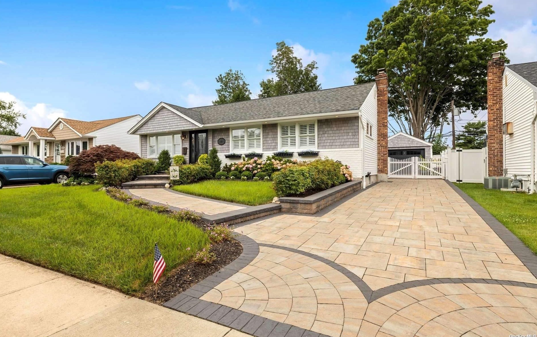 3635 Centerview Ave, North Wantagh, NY 11793