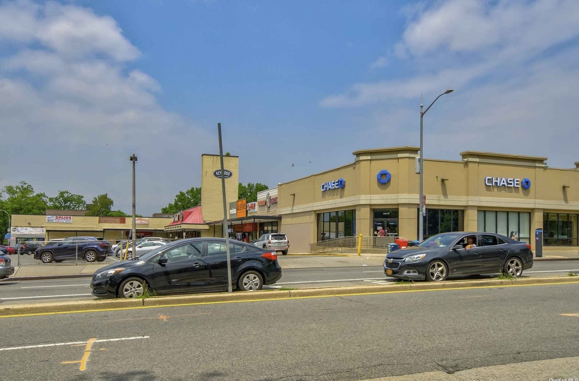 144-14 Union Tpke, Flushing NY 11367-1024 exterior