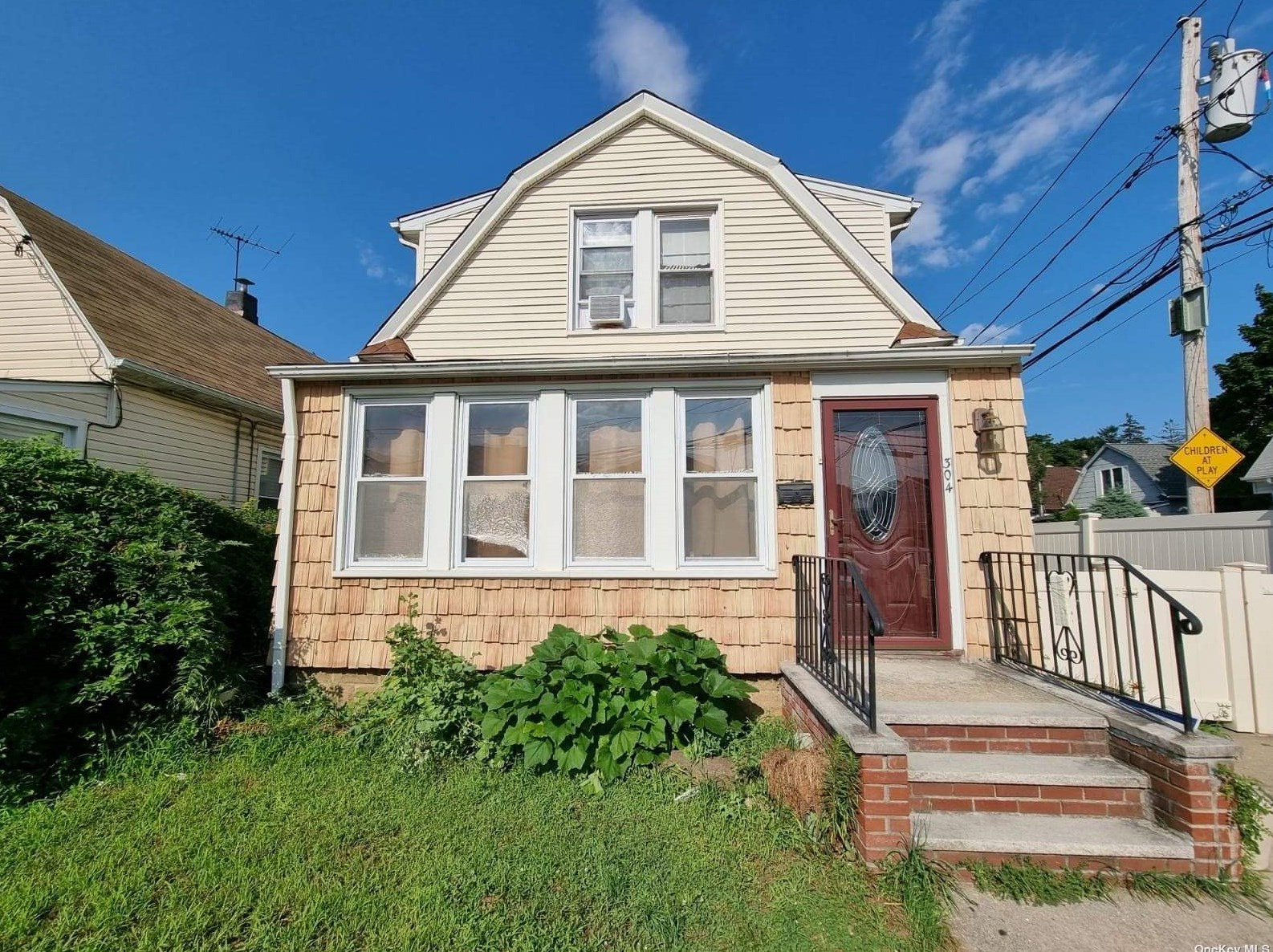 304 Clinton, Cedarhurst, NY 11516
