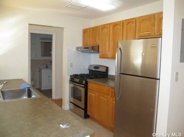 1103 Irving Ave #2b, Flushing, NY 11385