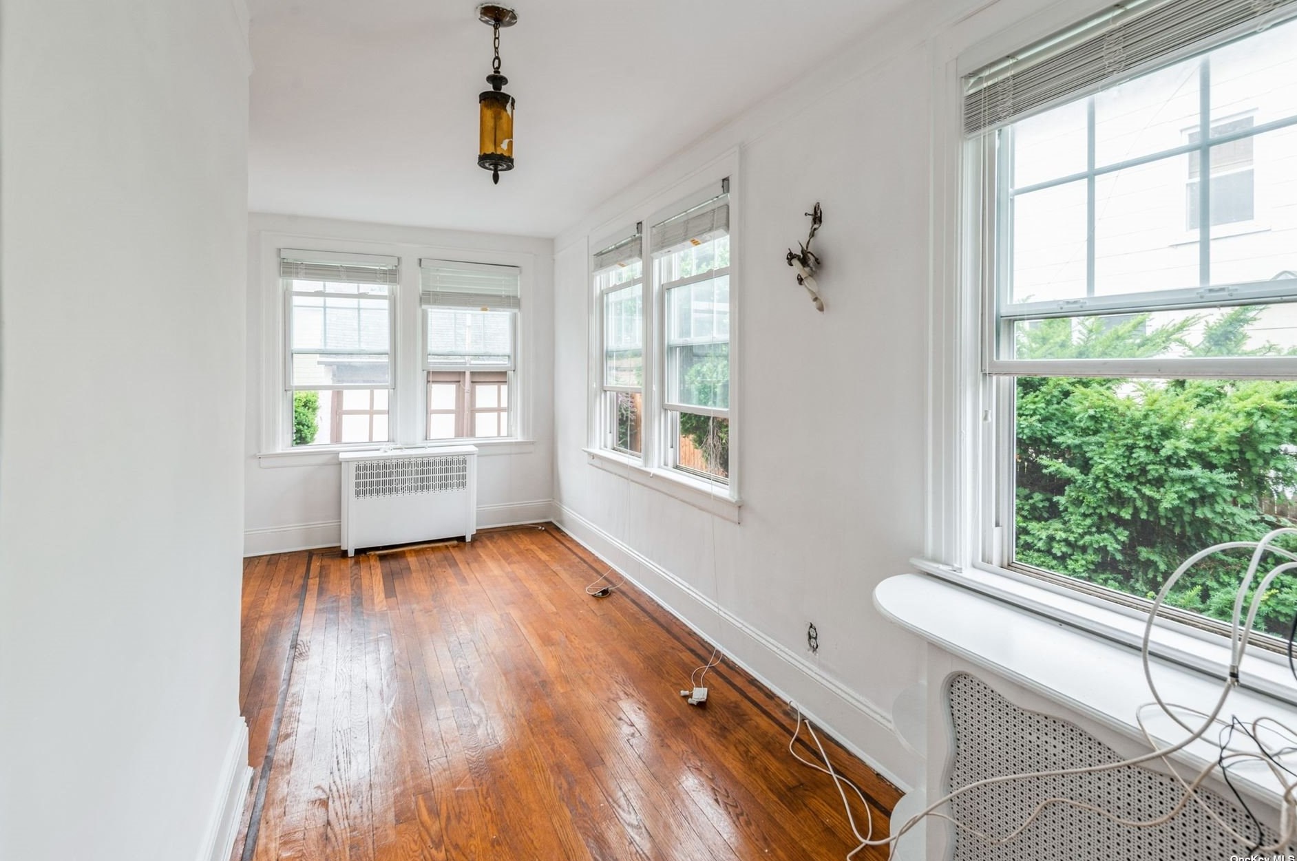 45 Argyle Rd, Hempstead, NY 11552-1701