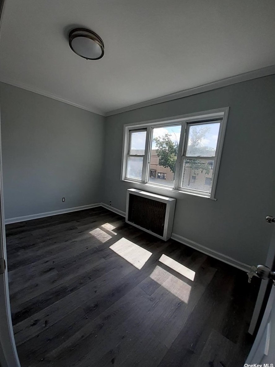 102-21 184th St #2nd Fl, Jamaica, NY 11423