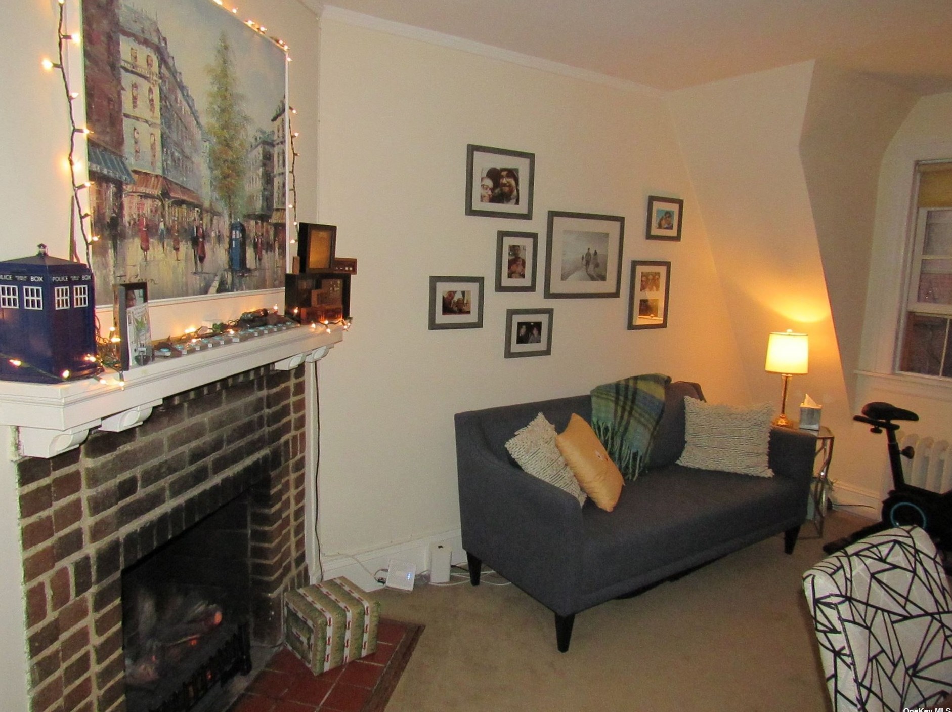 221 Burns St #3fl, Flushing, NY 11375