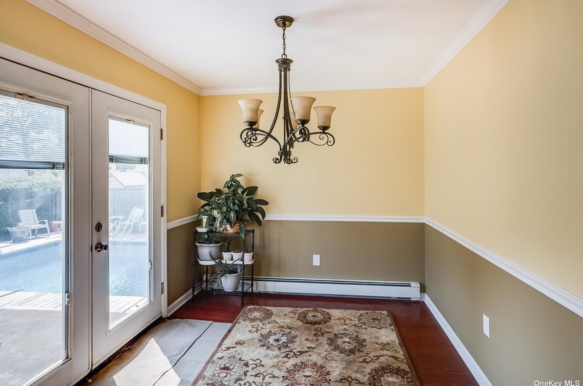 107 Sherman St, Canaan Lake NY  11772-1658 exterior