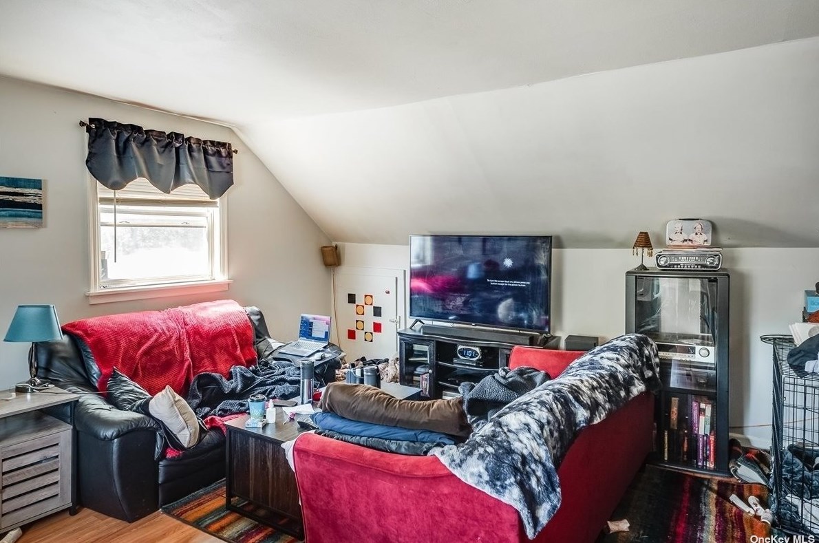 107 Sherman St, Canaan Lake NY  11772-1658 exterior