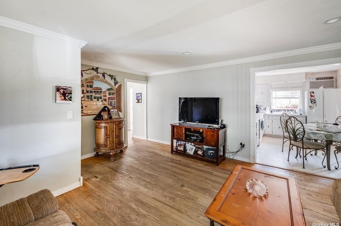 107 Sherman St, Canaan Lake NY  11772-1658 exterior
