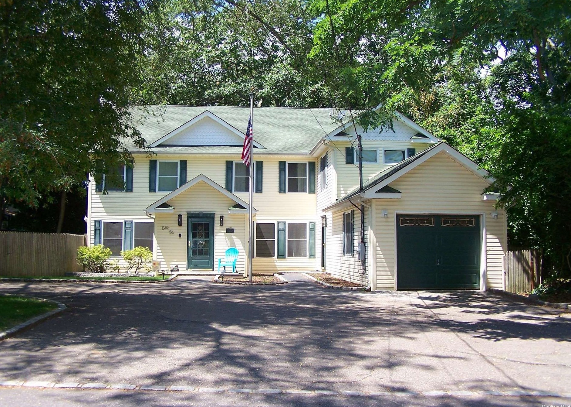 56 Queen Rd, Rocky Point, NY 11778-8976