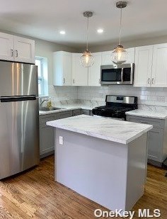 24-50 93rd St, Flushing, NY 11369-1123