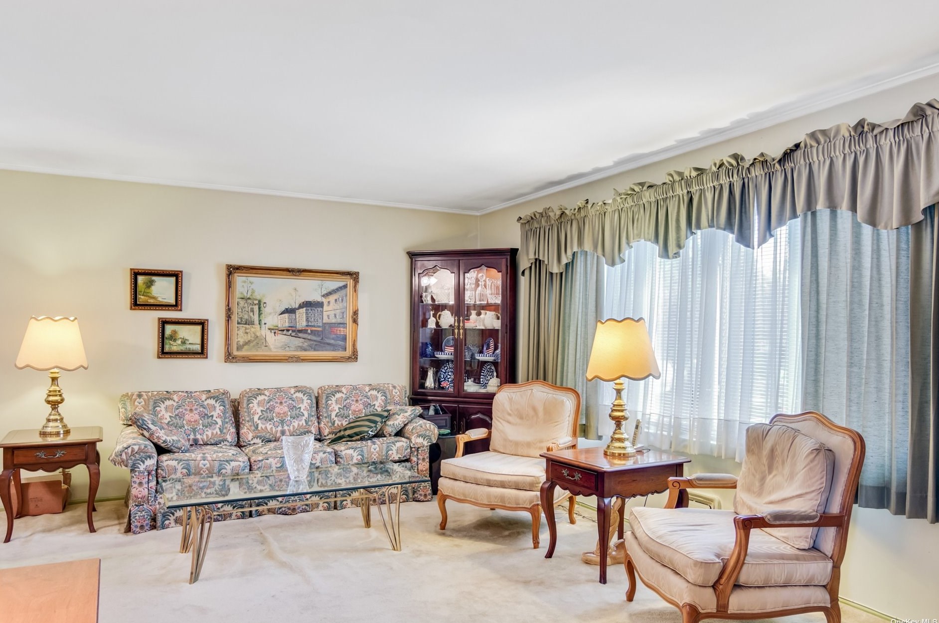 28-42 210th St, Flushing, NY 11360-2447