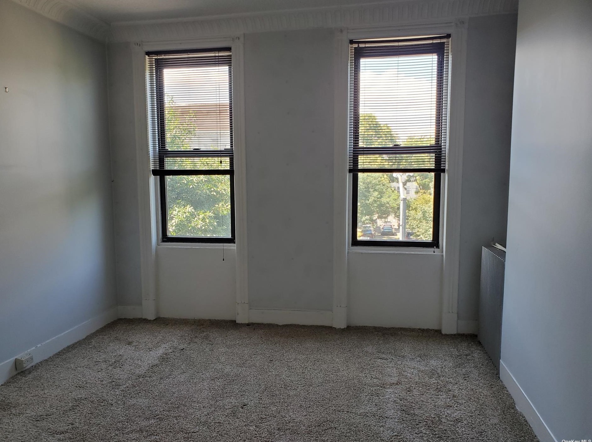 1920 Grove St #1l, Flushing, NY 11385