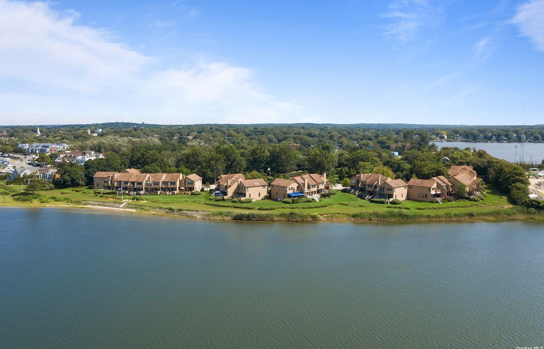68 W Water St #25, Pine Neck, NY 11963