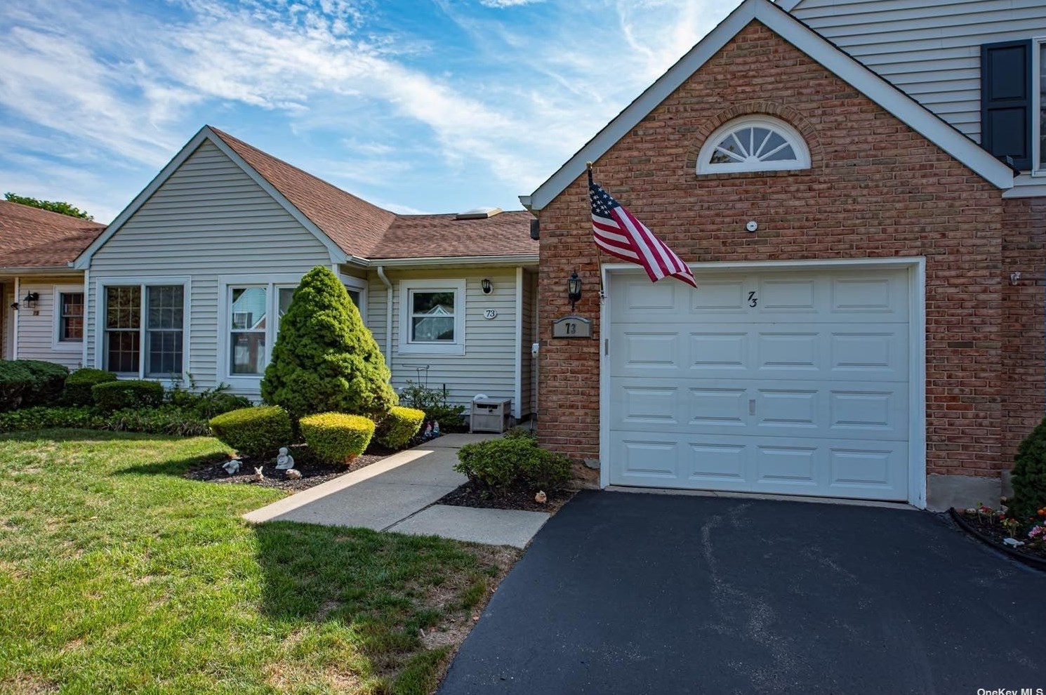 73 Hearthside Dr #., Mount Sinai, NY 11766
