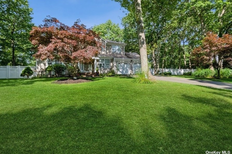 10 Kensington Way, Prt Jefferson Station, NY 11776-8009