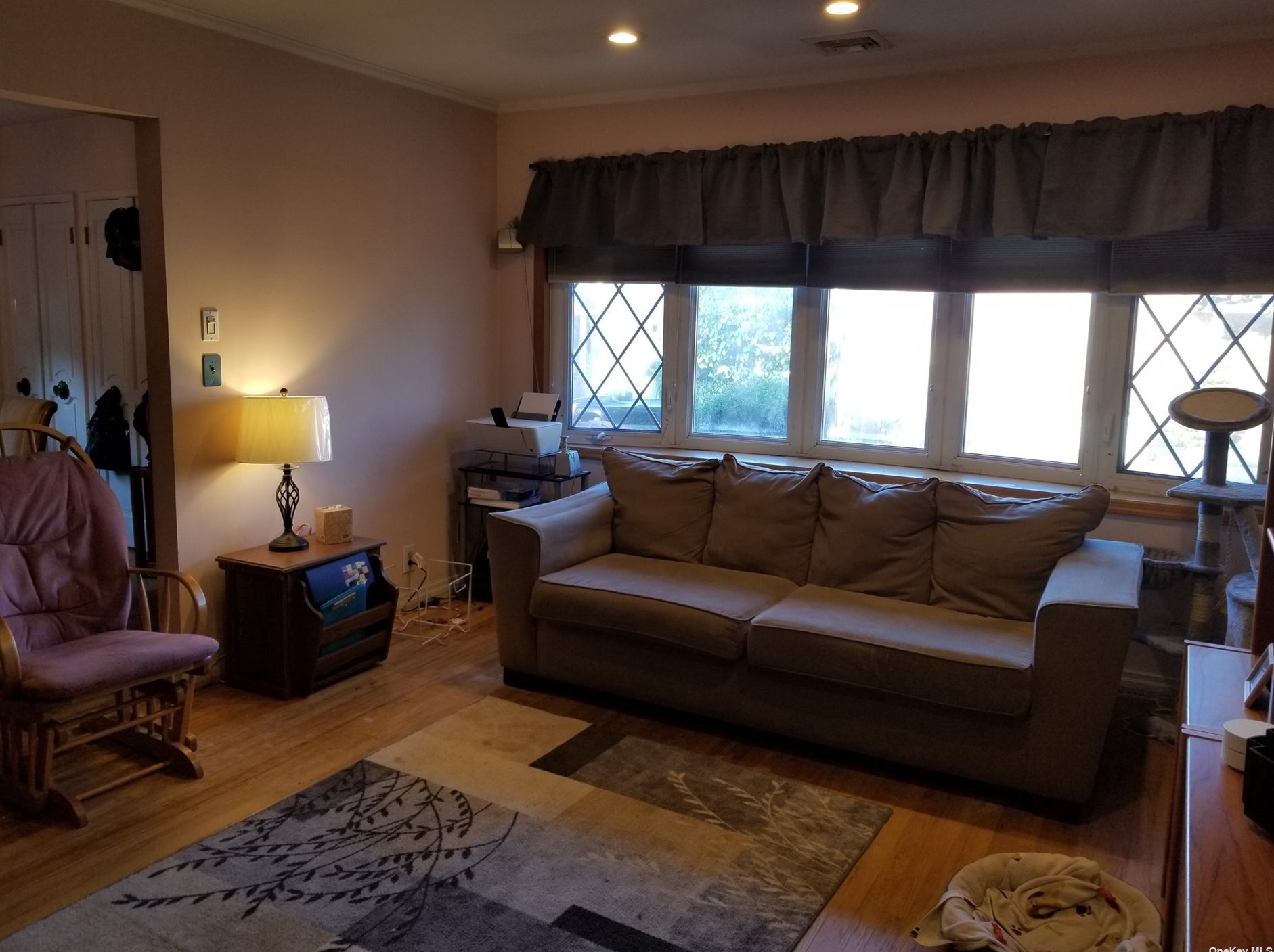 47-56 192nd St, Flushing, NY 11358-2422