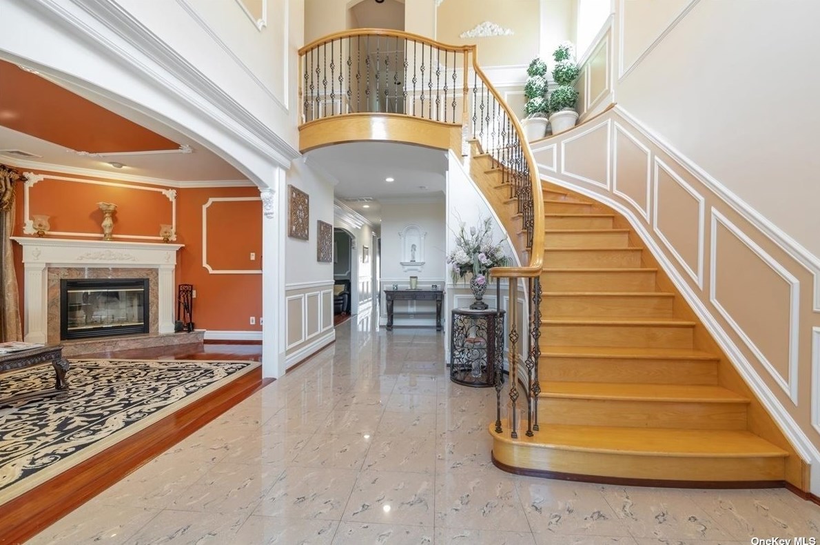 139-11 13th Ave, Flushing, NY 11357-1707